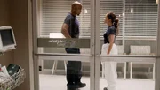 Robert Sullivan (Boris Kodjoe, l.); Andy Herrera (Jaina Lee Ortiz, r.) Robert Sullivan (Boris Kodjoe, l.); Andy Herrera (Jaina Lee Ortiz, r.)