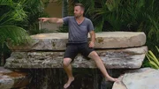 Meeresbiologe Dave McCabe lebt mit seiner Frau Kathy und seinen fünf Kindern in einem Traumhaus mit herrlicher Aussicht auf der Insel Siesta Key vor der Küste Floridas. Lucas Congdon und sein Team bauen den Pool zu einer spektakulären Badelandschaft um, inklusive Wasserfall, Brücke und Koi-Teich. Die Wassertemperatur und die Beleuchtung in der künstlichen Lagune werden über ein modernes Outdoor-AV-System gesteuert.