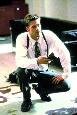 Mills (Brad Pitt)