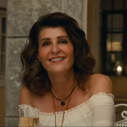 Toula (Nia Vardalos)