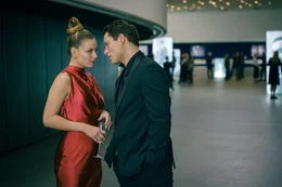 Lena Meckel als Elle und Malik Blumenthal