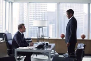 Harvey (Gabriel Macht, l.) arbeitet mit Mike an einer äußerst komplizierten Sammelklage. Wird der Velocity-Firmenchef James Palmer (Scott Lawrence) ungeschoren davon kommen? Harvey (Gabriel Macht, l.) arbeitet mit Mike an einer äußerst komplizierten Sammelklage. Wird der Velocity-Firmenchef James Palmer (Scott Lawrence) ungeschoren davon kommen?