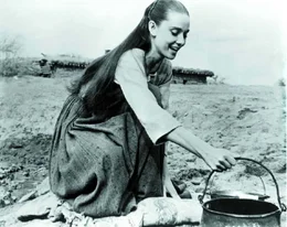 Rachel Zachary (Audrey Hepburn)