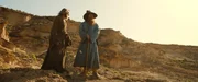 Der Fremde (Daniel Weyman, l.) hat den geheimnisvollen Tom Bombadil (Rory Kinnear, r.) kennengelernt.