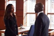 Nach längerer Zeit trifft Jessica (Gina Torres) auf Jeff (D. B. Woodside). Nicht wirklich auf dieses Wiedersehen eingestellt, wird es sehr emotional. Nach längerer Zeit trifft Jessica (Gina Torres) auf Jeff (D. B. Woodside). Nicht wirklich auf dieses Wiedersehen eingestellt, wird es sehr emotional.