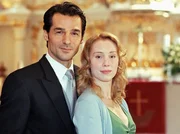 Franka (Franziska Petri) hat sich unsterblich in den verheirateten Porzellandesigner Luca (Erol Sander) verliebt.