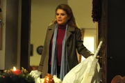 Uschi (Silke Popp) hilft den Brunners bei den Vorbereitungen fürs Weihnachtsfest. Uschi (Silke Popp) hilft den Brunners bei den Vorbereitungen fürs Weihnachtsfest.