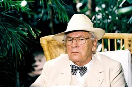 Sir Peter Ustinov.