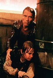 Arnold Schwarzenegger, Austin O'Brien.