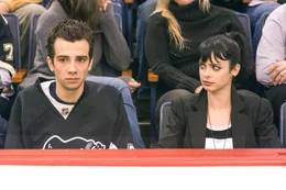 Jay Baruchel (Kirk), Krysten Ritter (Patty).