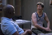 Jake Peralta (Andy Samberg, r.); Ray Holt (Andr&eacute; Braugher, l.)