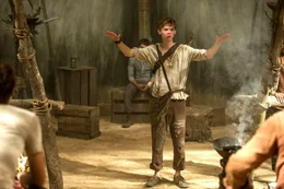 Newt (Thomas Brodie-Sangster)