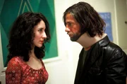 Sibel (Sibel Kekilli) spricht Cahit (Birol &Uuml;nel) im Krankenhaus an.