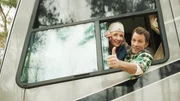 Paul (Thomas Jane) und Wendy (Anne Heche) sind mit Tochter Taylor in den USA unterwegs. An einem idyllischen See parken sie ihren Camper.