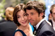 Tom (Patrick Dempsey, r.) und Hannah (Michelle Monaghan, l.) sind seit zehn Jahren die besten Freunde - sogar auf die mittlerweile sechsten Hochzeit seines Vaters begleitet sie ihn ...