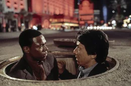 Chief Inspector Lee (Jackie Chan, r), Detective James Carter (Chris Tucker, l)