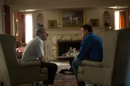 L-R: John du Pont (Steve Carell), Mark Schultz (Channing Tatum)