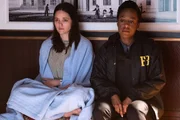 Clarice Starling (Rebecca Breeds, l.); Ardelia Mapp (Devyn A. Tyler, r.)