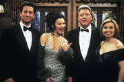 Fran (Fran Drescher, 2.v.li.) ist v&ouml;llig aus dem H&auml;uschen: Maxwell (Charles Shaughnessy, li.) und sie treffen im Urlaub auf Pr&auml;sident Clinton (Tim Watters) und seine Frau (Darstellerin unbek.).