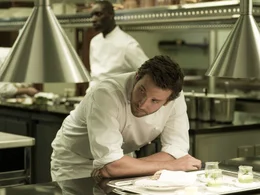 Adam Jones (Bradley Cooper)