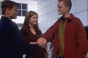 (v.l.n.r.) Johnny Rico (Casper Van Dien); Carmen Ibanez (Denise Richards); Col. Carl Jenkins (Neil Patrick Harris)