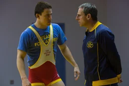 L-R: Mark Schultz (Channing Tatum), John du Pont (Steve Carell)