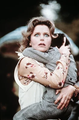 Lee Remick, Harvey Stephens