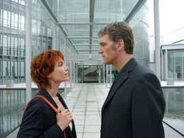 Caroline (Aglaia Szyszkowitz), Robert (Walter Sittler).