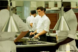 David (Sam Keeley)