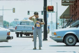 Raymond (Dustin Hoffman)