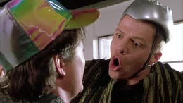 Marty (Michael J. Fox, li.) trifft auf Griff Tannen (Thomas F. Wilson)..