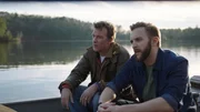 Paul (Thomas Jane, l.) und Eric (Kristopher Wente, r.) kurz bevor sie in Streit geraten und auf dem See kentern.