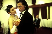 Sibel (Sibel Kekilli), Cahit (Birol &Uuml;nel).