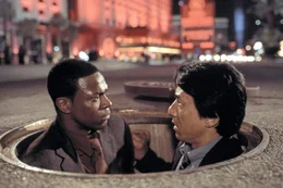 L-R: Carter (Chris Tucker), Lee (Jackie Chan)