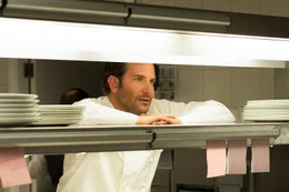 Er lebt seit mehr als zwei Jahren abstinent, ohne Alkohol, Drogen und Frauen. Jetzt will es der Sternekoch Adam Jones (Bradley Cooper) noch mal wissen ...