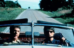 Um an das Erbe zu kommen, entf&uuml;hrt Charlie (Tom Cruise, r.) seinen authistischen Bruder Raymond (Dustin Hoffman, l.) aus dem Heim ..._Titel: Rain Man