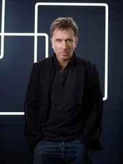 Tim Roth als Cal Lightman in LIE TO ME.
