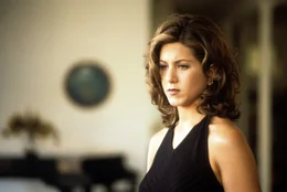 Renee Fitzpatrick (Jennifer Aniston)