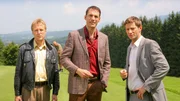 Der neue Fall führt die Ermittler auf einen Golfplatz: Polizist Michael Mohr (Max Müller, l.), Christian Tebbe (Alexander Mazza, M.) und Kommissar Sven Hansen (Igor Jeftic, r.).