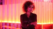 Mit Maia (Antonia Thomas) hat die tote Christina in einem Club gearbeitet und gefeiert.
