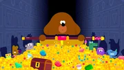 Duggee und die Quirlies müssen im Tunnelsystem der Mäuse jede Menge Rätsel lösen. Duggee und die Quirlies müssen im Tunnelsystem der Mäuse jede Menge Rätsel lösen.