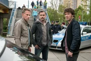 SOKO Leipzig Staffel 17 Folge 6 Nachdenkliche Blicke: Marco Girnth als Jan Maybach, Ole Puppe als Ralf Meineke, Steffen Schroeder als Tom Kowalski.