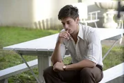 Chris Vesty (Lincoln Younes)