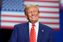 R&uuml;ckkehr an die Macht: Donald J. Trump hat zum zweiten Mal den Chefsessel im Wei&szlig;en Haus erobert. Er ist der 45. und 47. Pr&auml;sident der Vereinigten Staaten von Amerika.