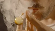 Crystal Meth macht geraucht besonders abhängig. Crystal Meth macht geraucht besonders abhängig.