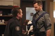 L-R: Patrick Shaw (Thomas Lennon) and Frank Shaw (Joel McHale)