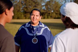 Eric Billy von den Choctaw setzt sich f&uuml;r die Traditionen seines Stammes ein. Seit Jahrhunderten besiedelt sein Stamm die Ufer des Mississippi.