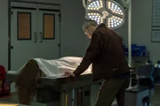 Danny (James Nesbitt) ist erschüttert, denn die unbekannte Tote entpuppt sich als seine Tochter Christina. Danny (James Nesbitt) ist erschüttert, denn die unbekannte Tote entpuppt sich als seine Tochter Christina.