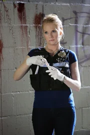 Marg Helgenberger (Catherine Willows).