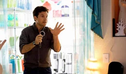 Sandy Patterson (Jason Bateman)